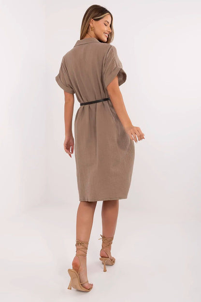  Sukienka Model MI-SK-A2494.99 Brown - Italy Moda 