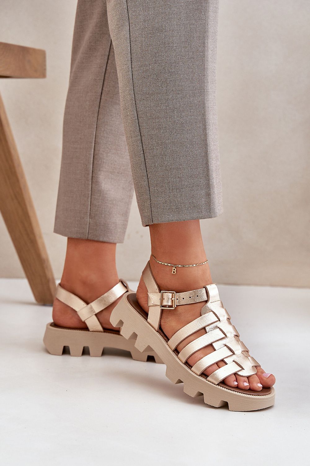  Sandały Model Zazoo 3695 Gold - Step in style 