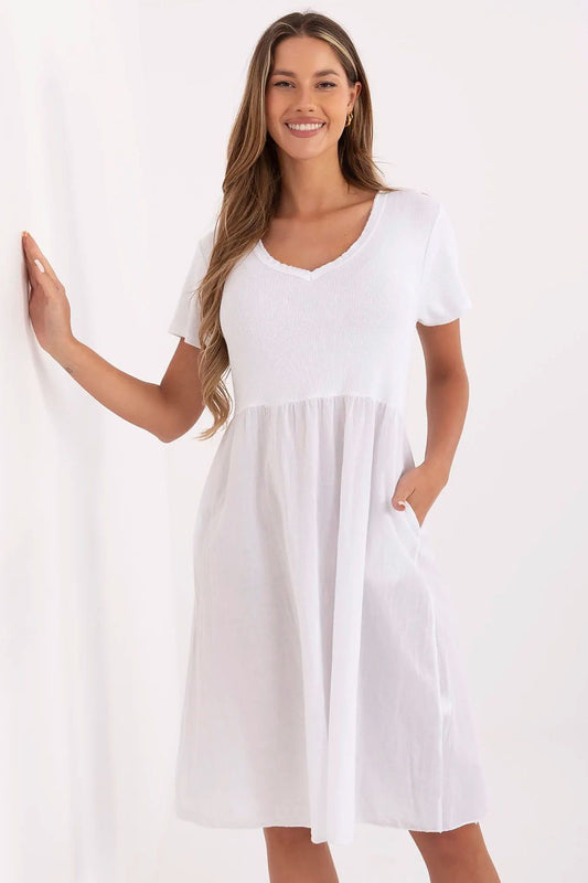  Sukienka Model DHJ-SK-25370.85 White - Italy Moda 