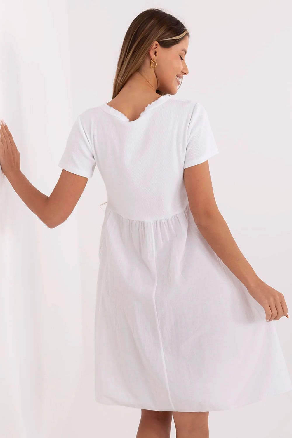  Sukienka Model DHJ-SK-25370.85 White - Italy Moda 