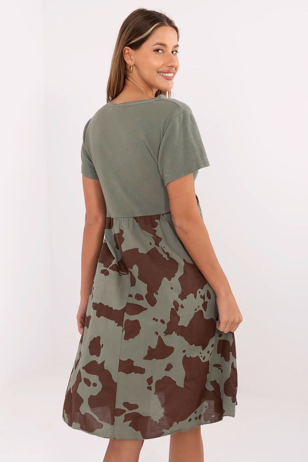  Sukienka Model DHJ-SK-253701.80 Khaki - Italy Moda 
