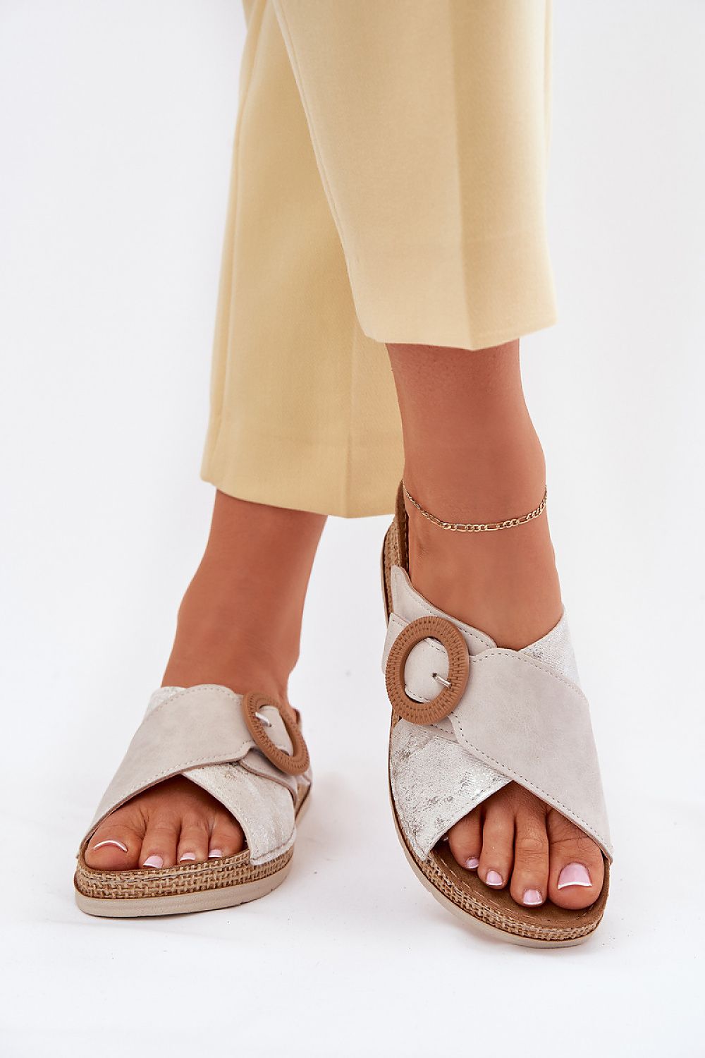  Sandał Klapki Model Inblu RV000012 Light Beige - Step in style 