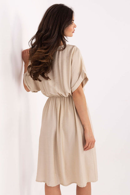  Sukienka Model MI-SK-A63751.67 Beige - Italy Moda 