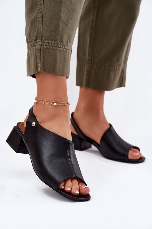  Sandały Model Maciejka 06975-01 Black - Step in style 