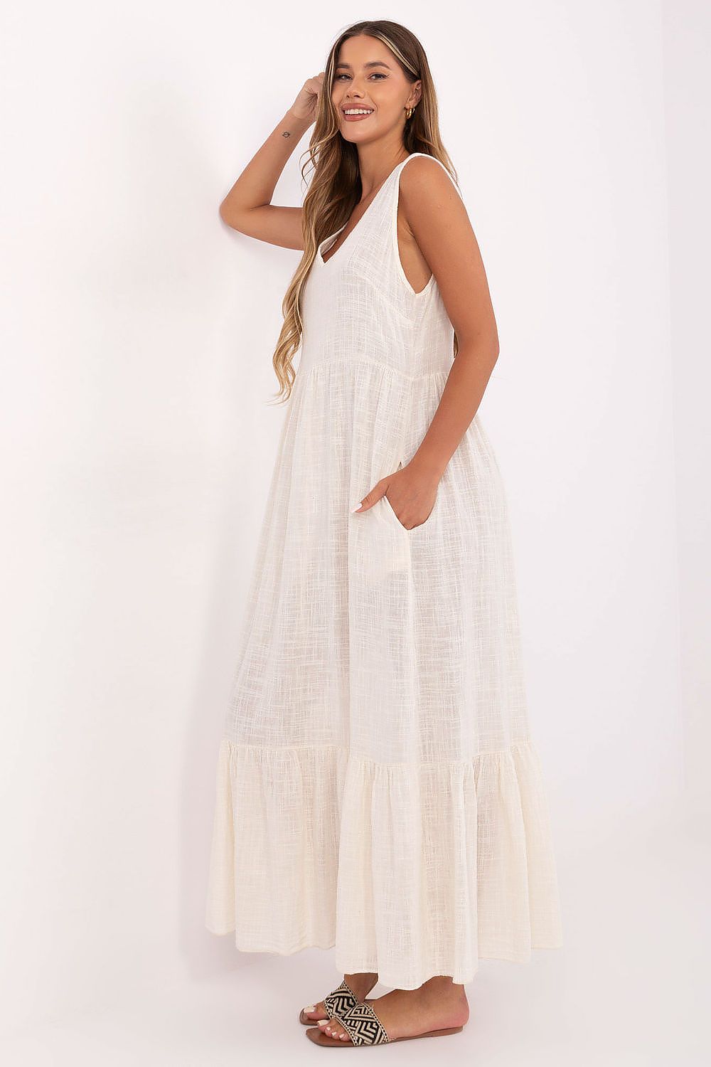  Sukienka Model TW-SK-BI-28007.63 Light Beige - Och Bella 
