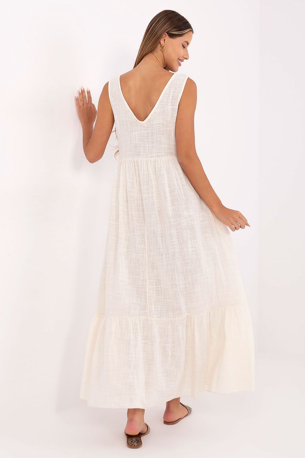  Sukienka Model TW-SK-BI-28007.63 Light Beige - Och Bella 