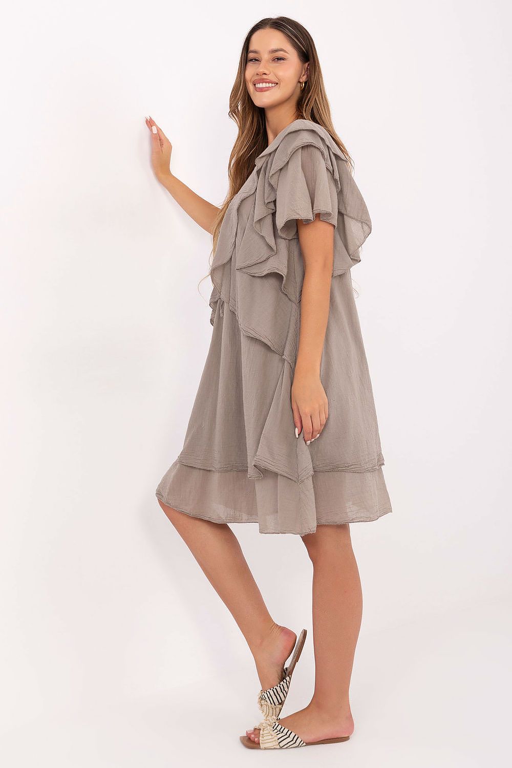  Sukienka Model MI-SK-102128.61 Dark Beige - Italy Moda 