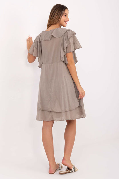  Sukienka Model MI-SK-102128.61 Dark Beige - Italy Moda 