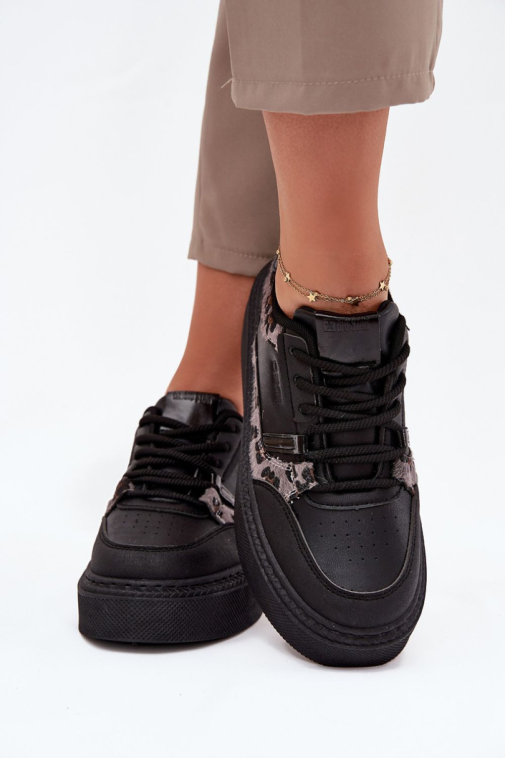   Buty Sportowe Model Big Star SS274358 Panterka/Black - Step in style 