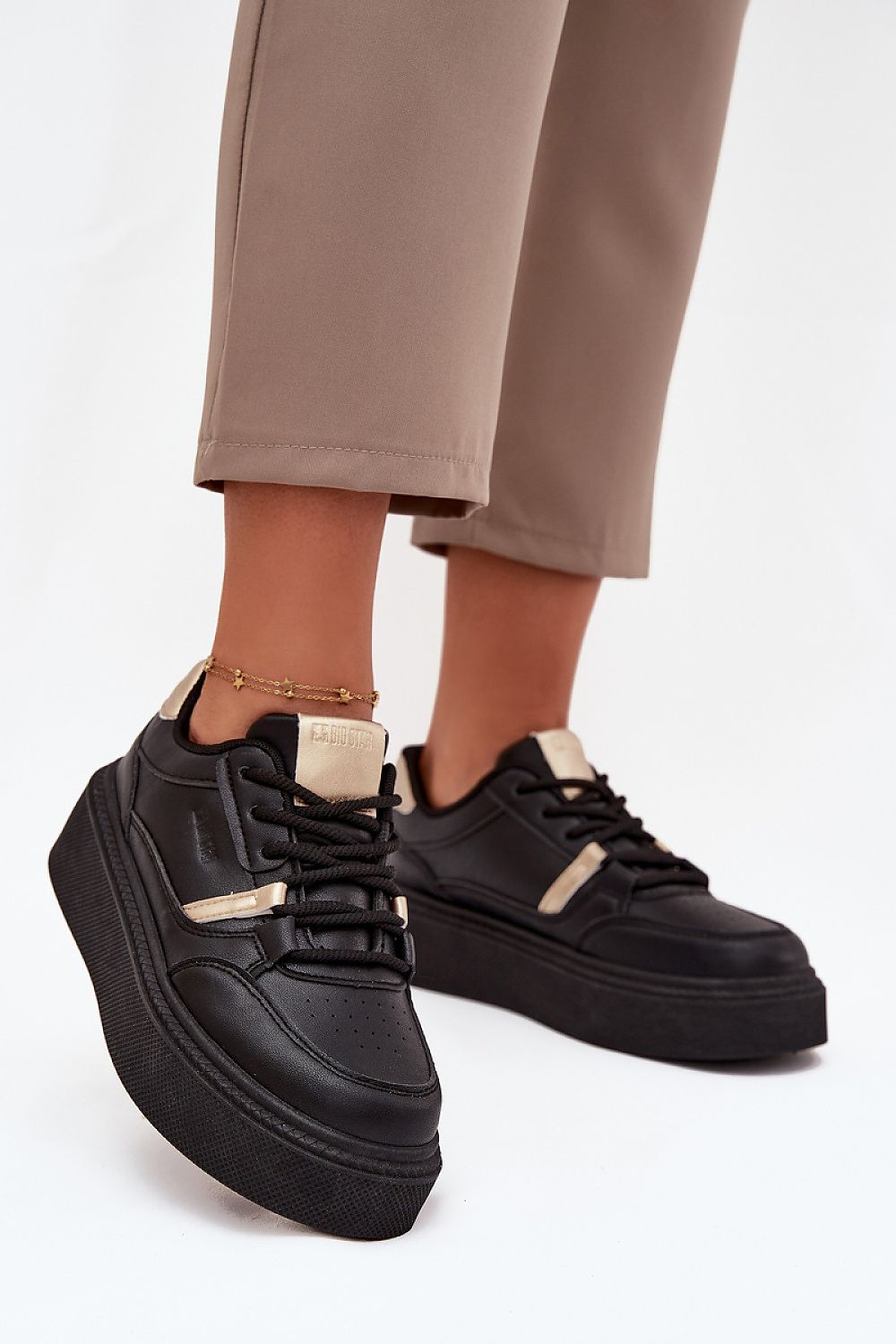   Buty Sportowe Model Big Star SS274360 Black - Step in style 