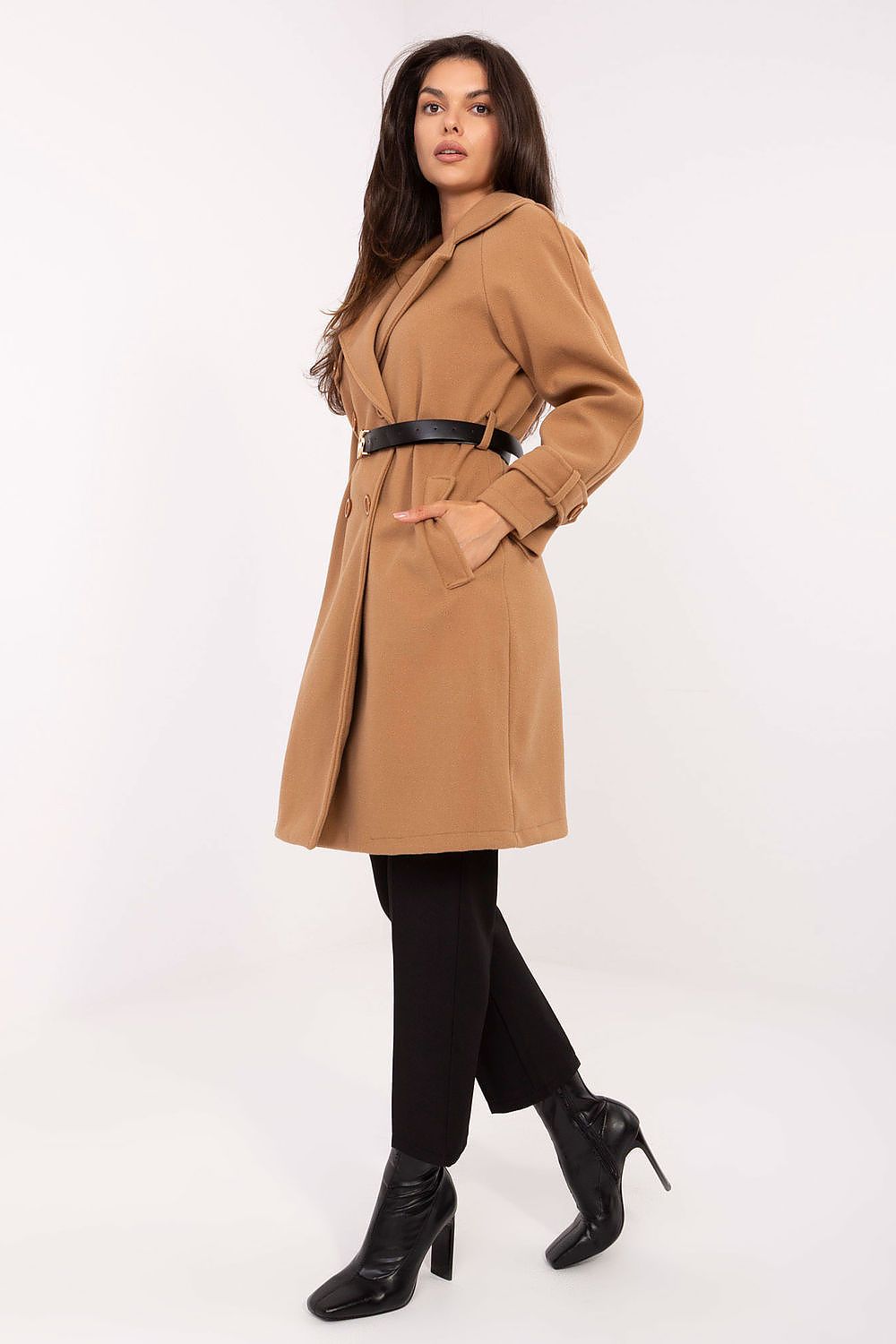   Płaszcz Damski Model IT-PL-FL5712.84 Camel - Rue Paris 
