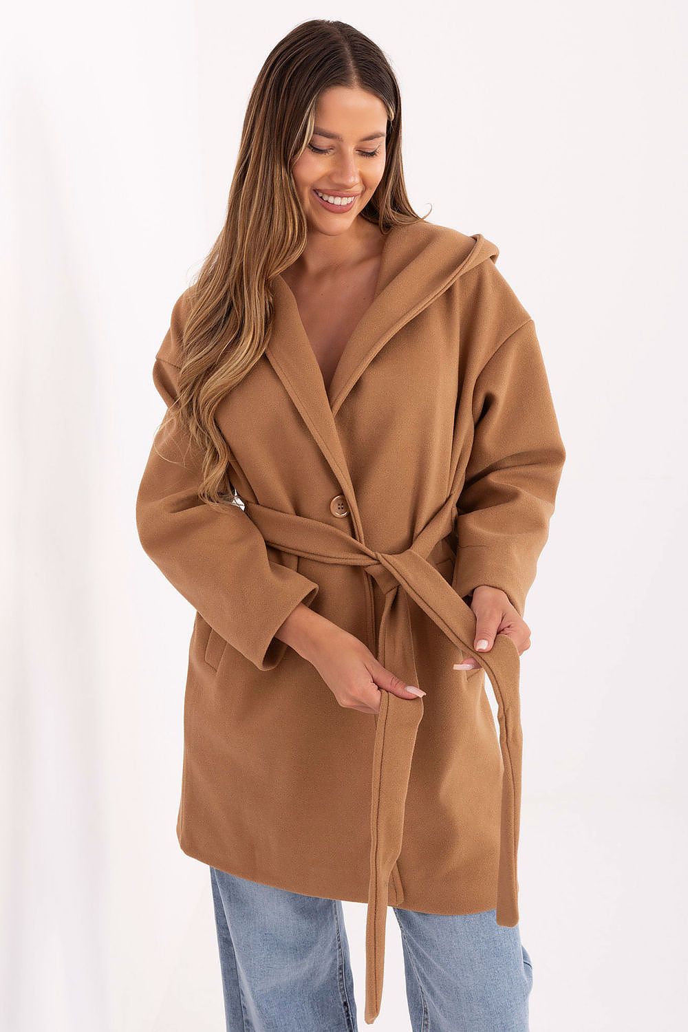   Płaszcz Damski Model IT-PL-A9587.00 Camel - Rue Paris 