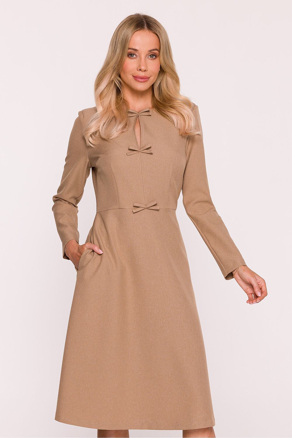 Sukienka Model S413 Beige - Stylove 