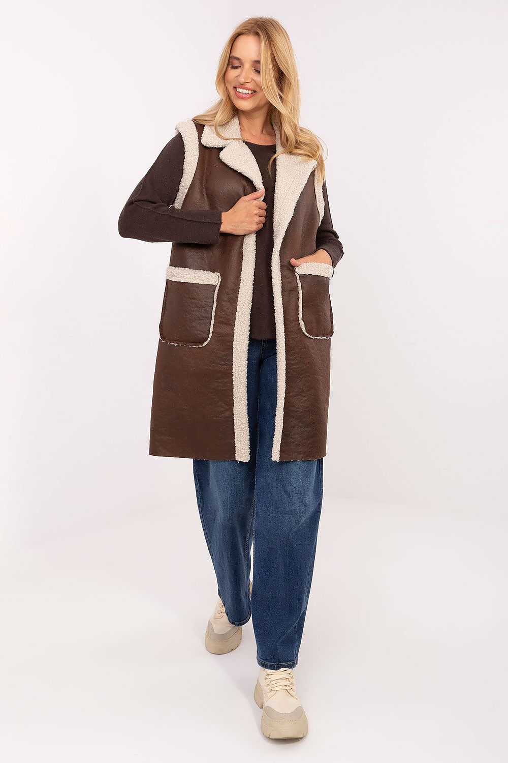   Kamizelka Model IT-KZ-96916.68 Brown - Factory Price 