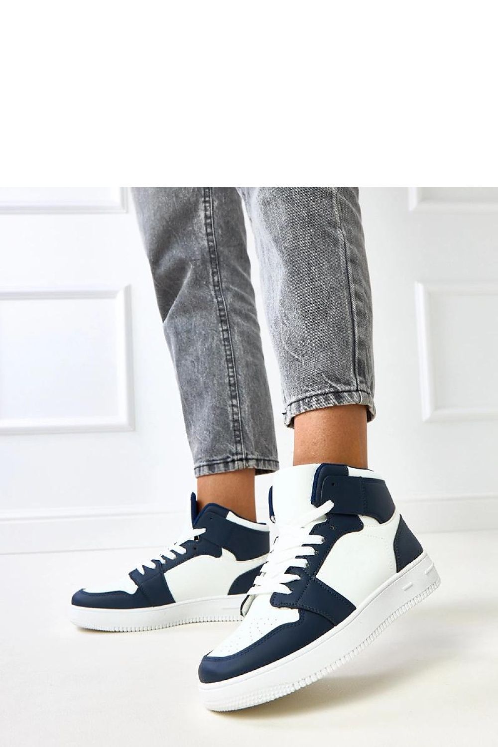   Buty Sportowe Model Olsen NEY-12 White/Navy - Solea 