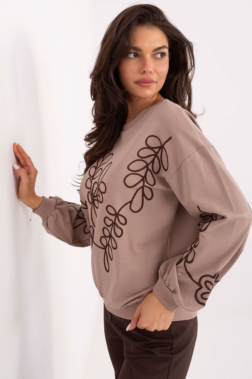   Bluza Damska Model RV-BZ-A175.02 Dark Beige - Relevance 