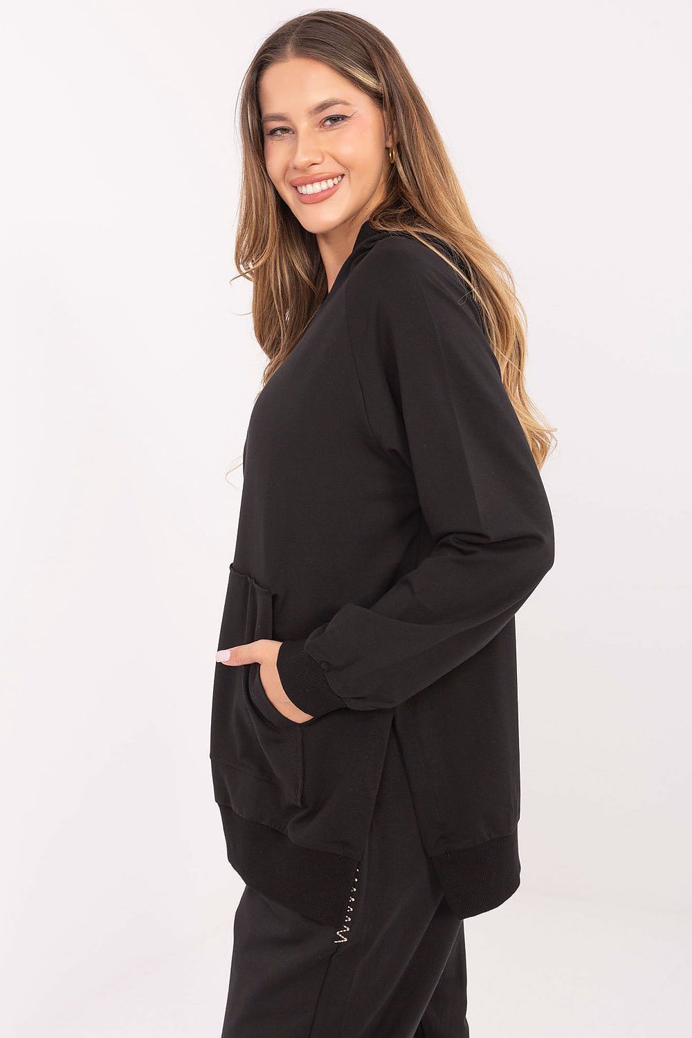   Bluza Damska Model RV-BL-A168.18 Black - Relevance 