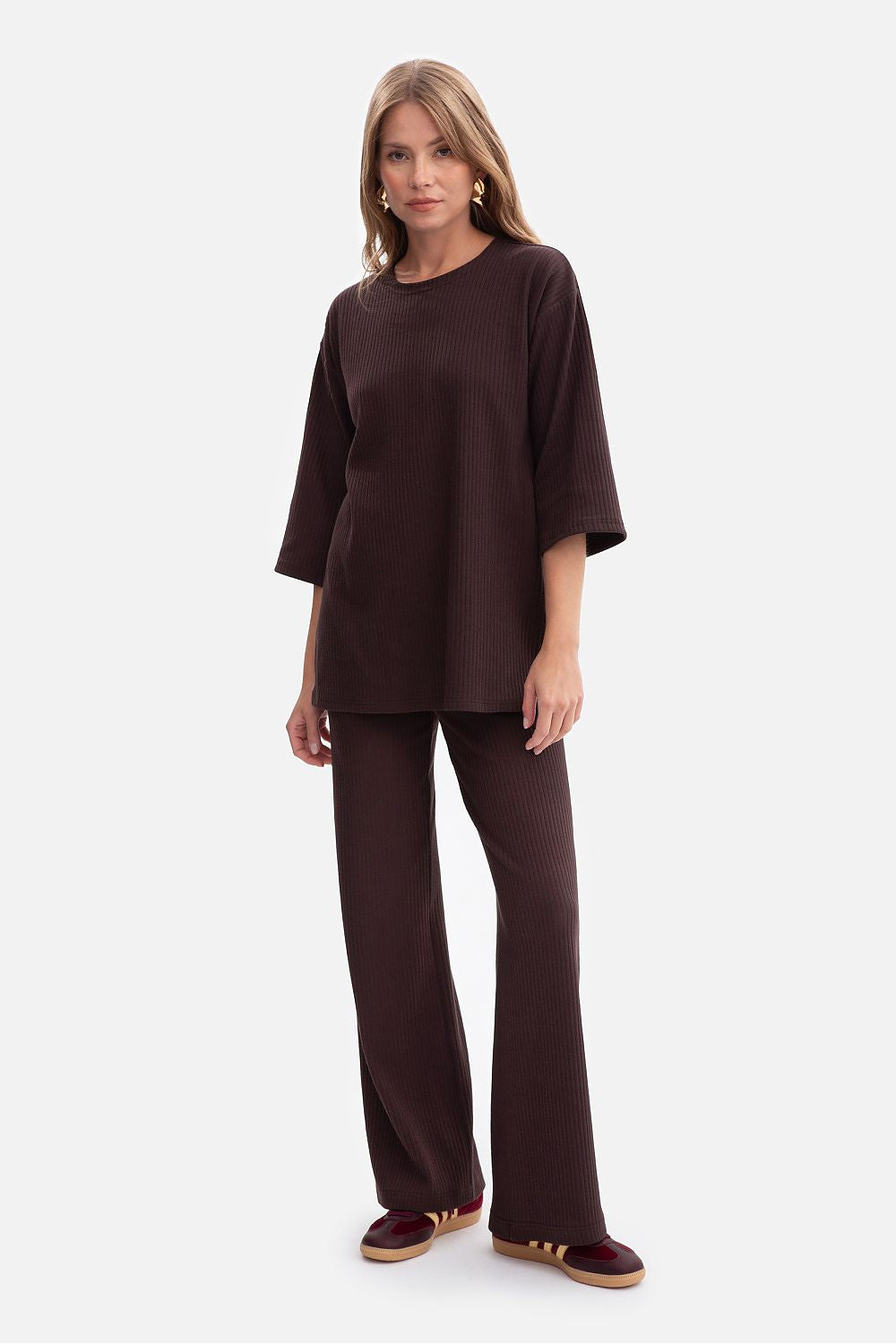   Bluzka Model B301 Gorzka Czekolada - BeWear 