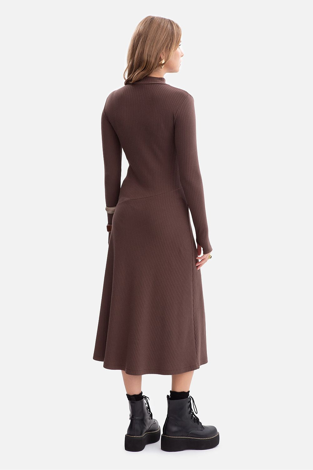  Sukienka Model B299 Brown - BeWear 