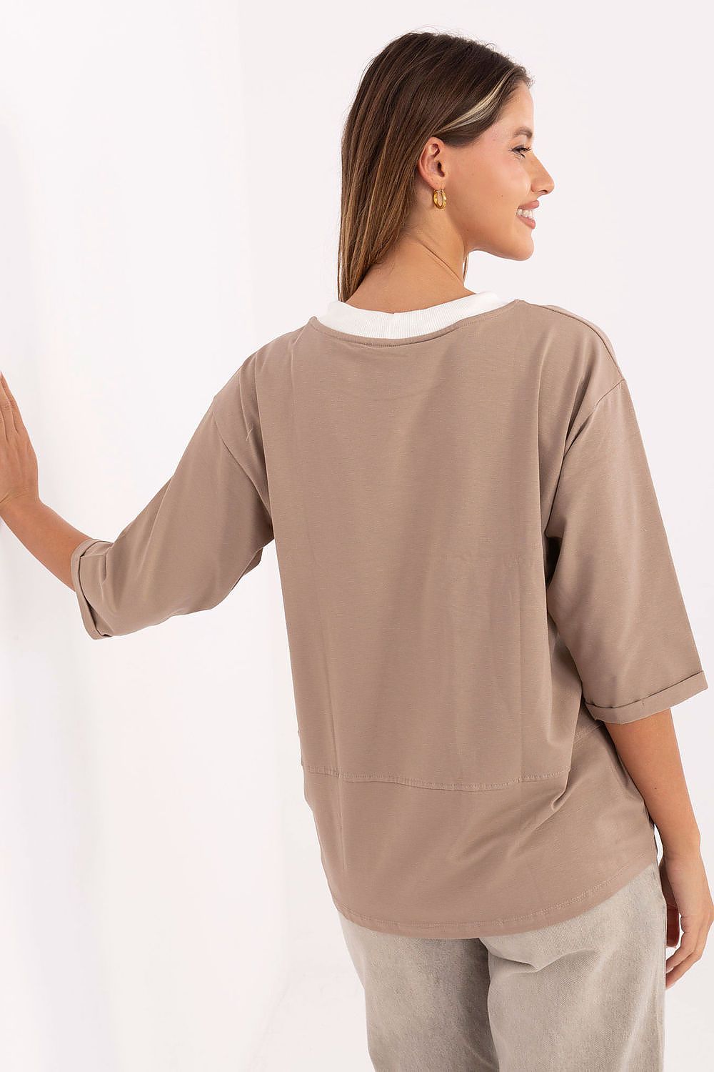   Bluzka Model RV-BZ-A892.00 Dark Beige - Relevance 