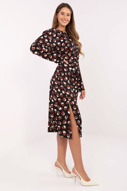  Sukienka Model IT-SK-20057.21P Black - Rue Paris 