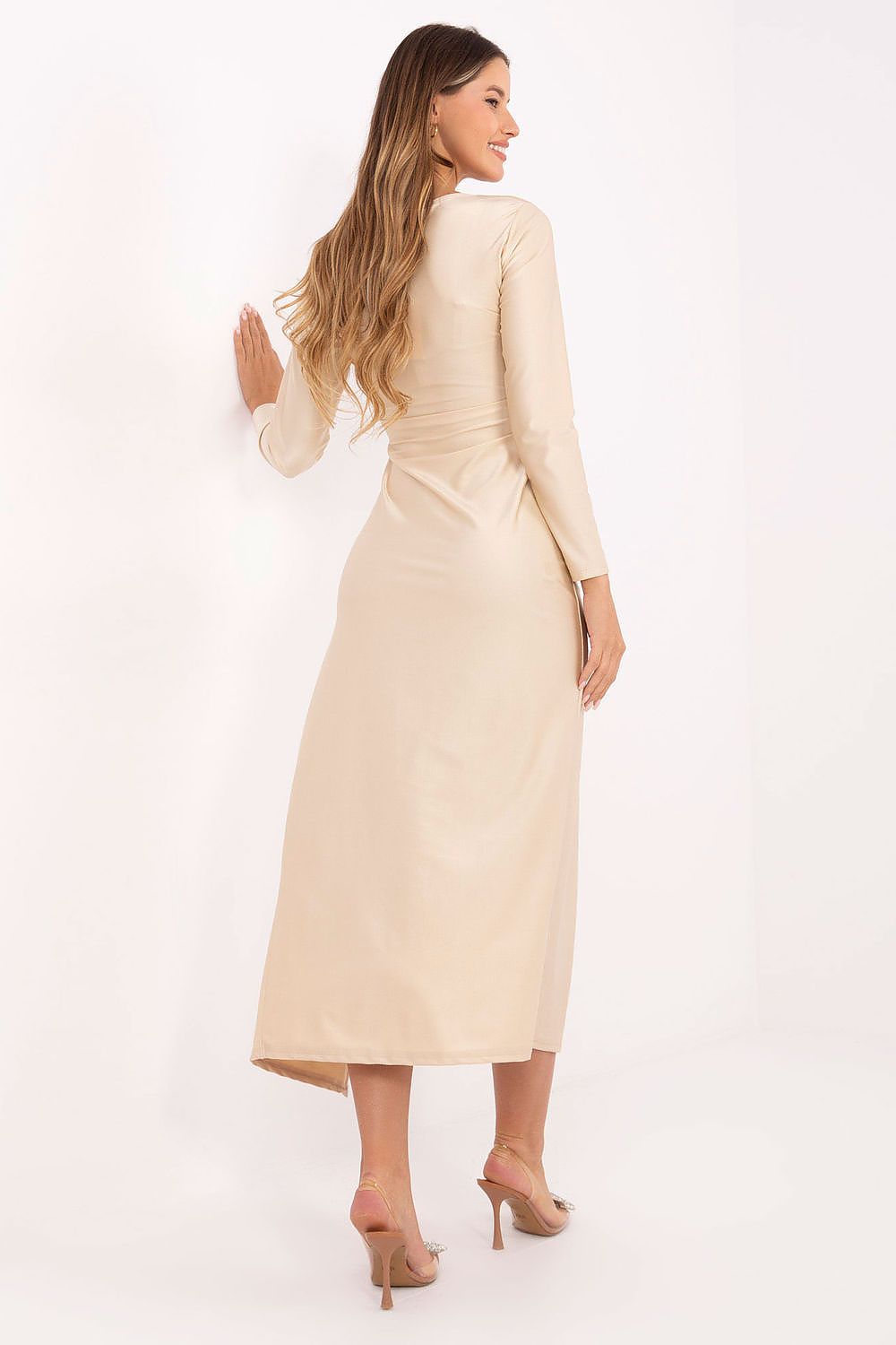  Sukienka Model IT-SK-21609.83 Light Beige - Italy Moda 