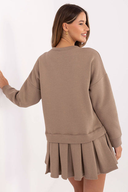  Sukienka Model MI-SK-3249.98 Dark Beige - Rue Paris 