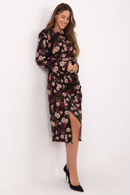  Sukienka Model IT-SK-20057-1.02 Black - Rue Paris 
