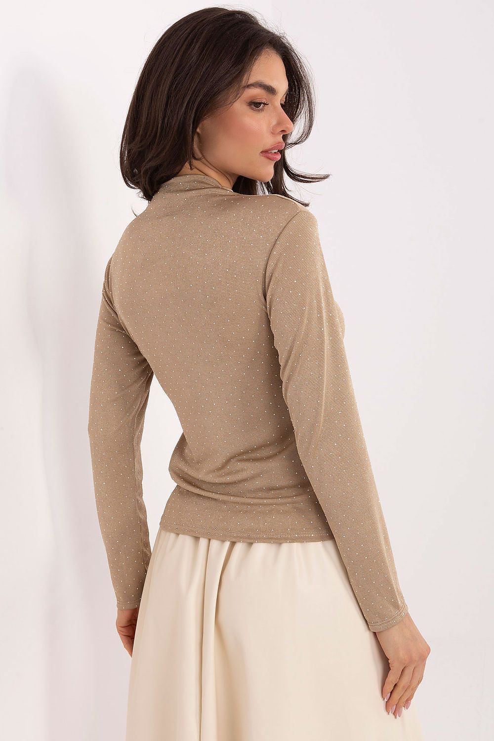   Bluzka Model IT-BZ-15368-1.04 Dark Beige - Rue Paris 