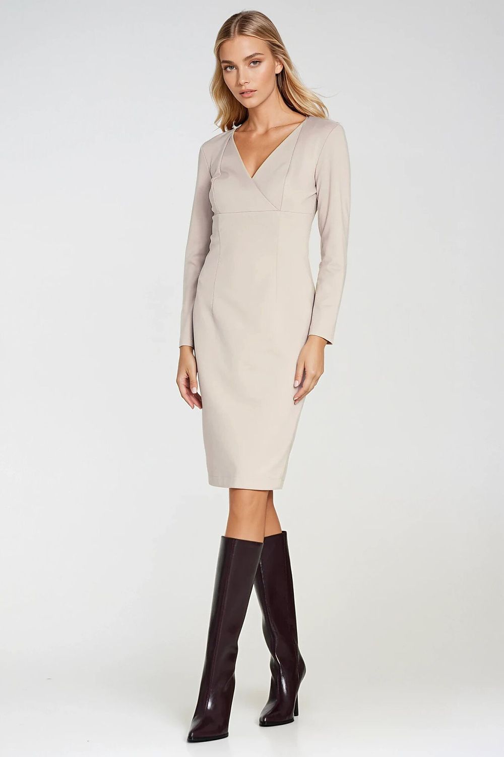 Sukienka z kopertowym dekoltem S276 Beige - Nife 