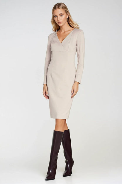  Sukienka z kopertowym dekoltem S276 Beige - Nife 