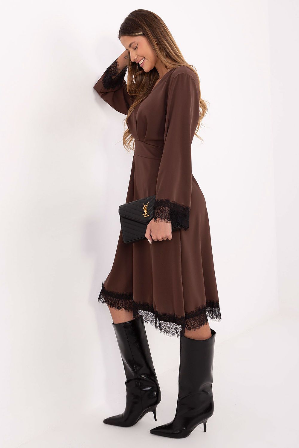   Sukienka Model MI-SK-92477.18P Dark Brown - Italy Moda 