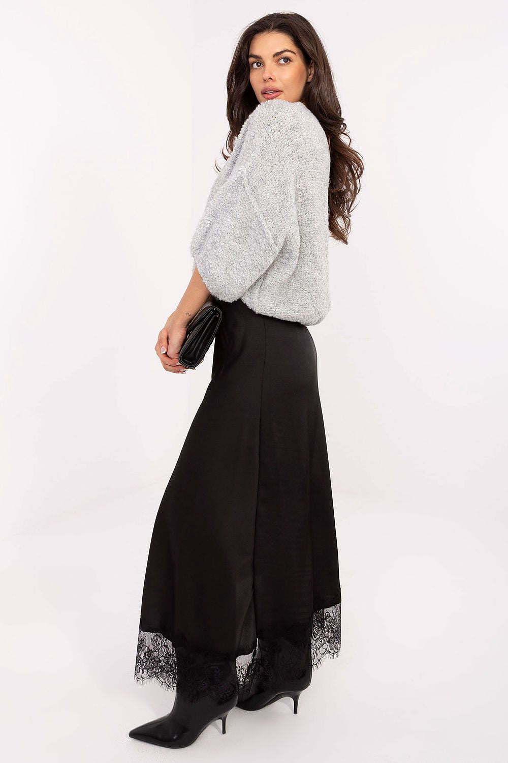  Spódnica Model MI-SD-4213-1.94 Black - Rue Paris 