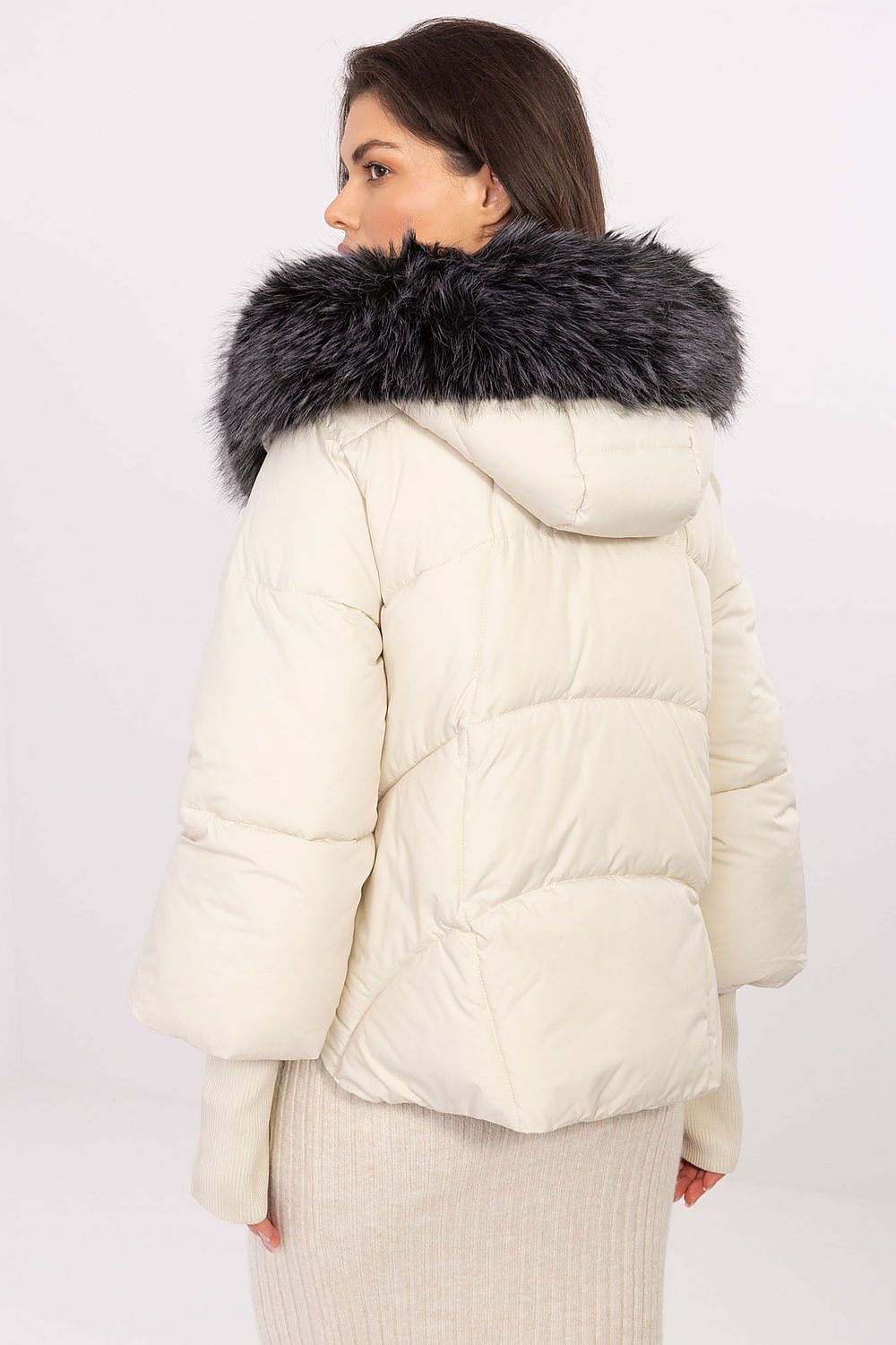   Kurtka Damska Model MBM-KR-26106.96 Light Beige - MBM 