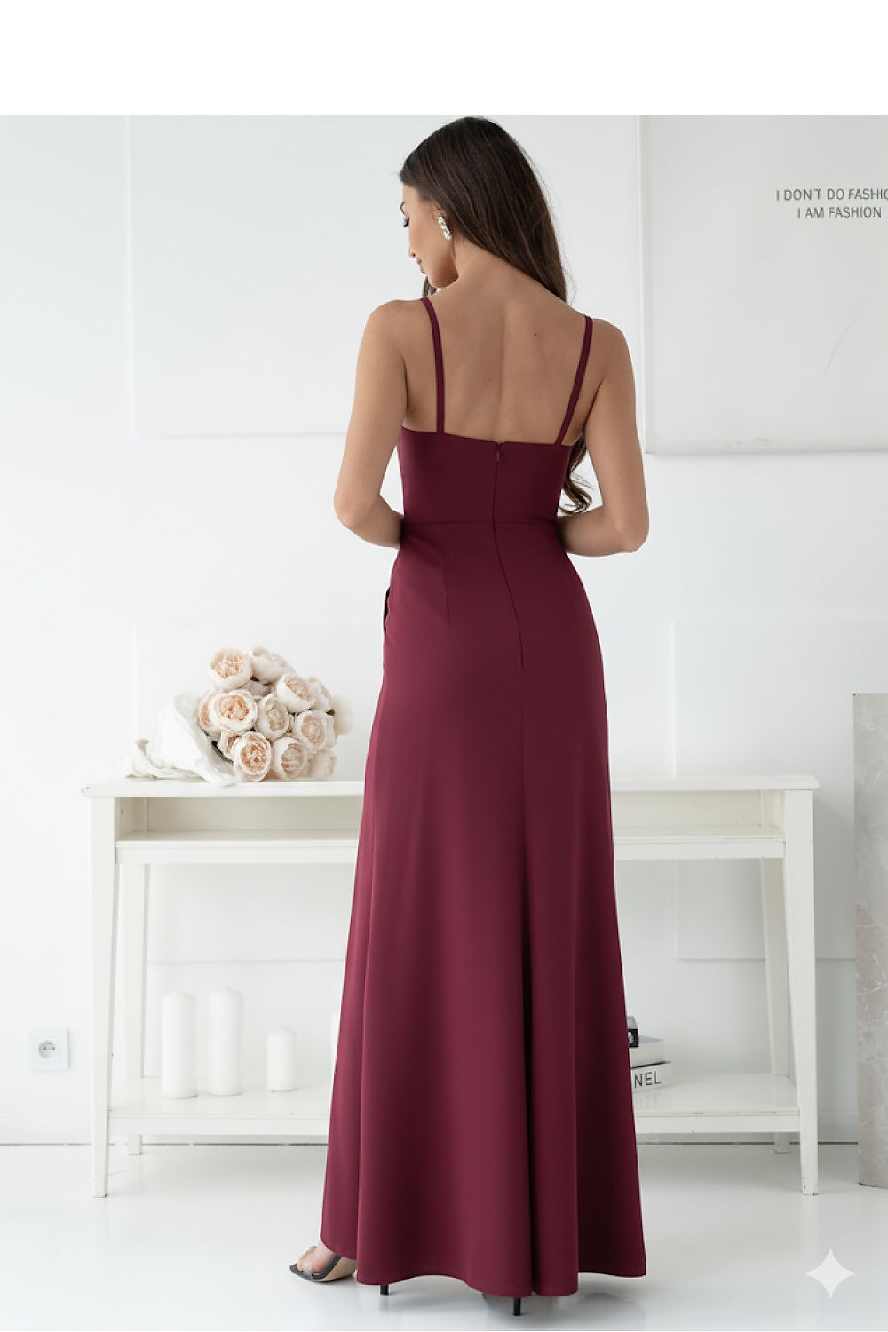  Sukienka Model Sylia 001210. Bordo - With You 