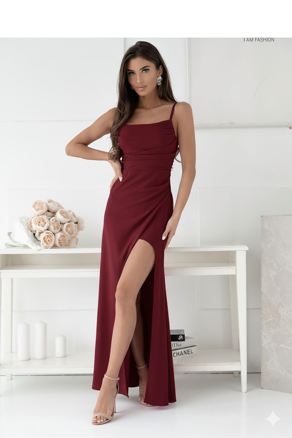  Sukienka Model Sylia 001210. Bordo - With You 