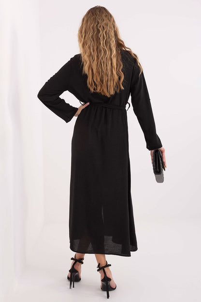  Sukienka Model MI-SK-C258.16 Black - Rue Paris 