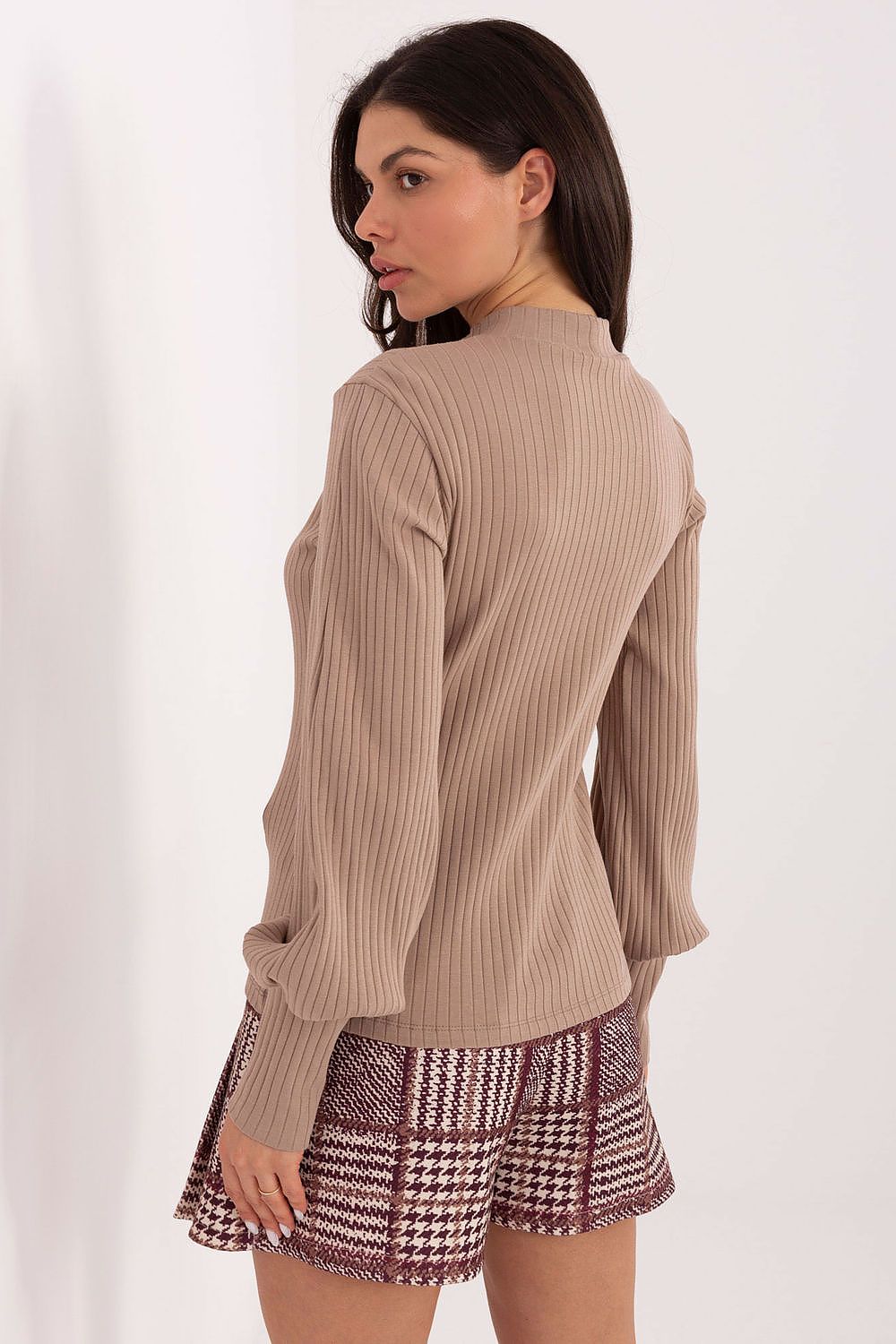   Bluzka Model RV-BZ-A1053.50 Dark Beige - Rue Paris 