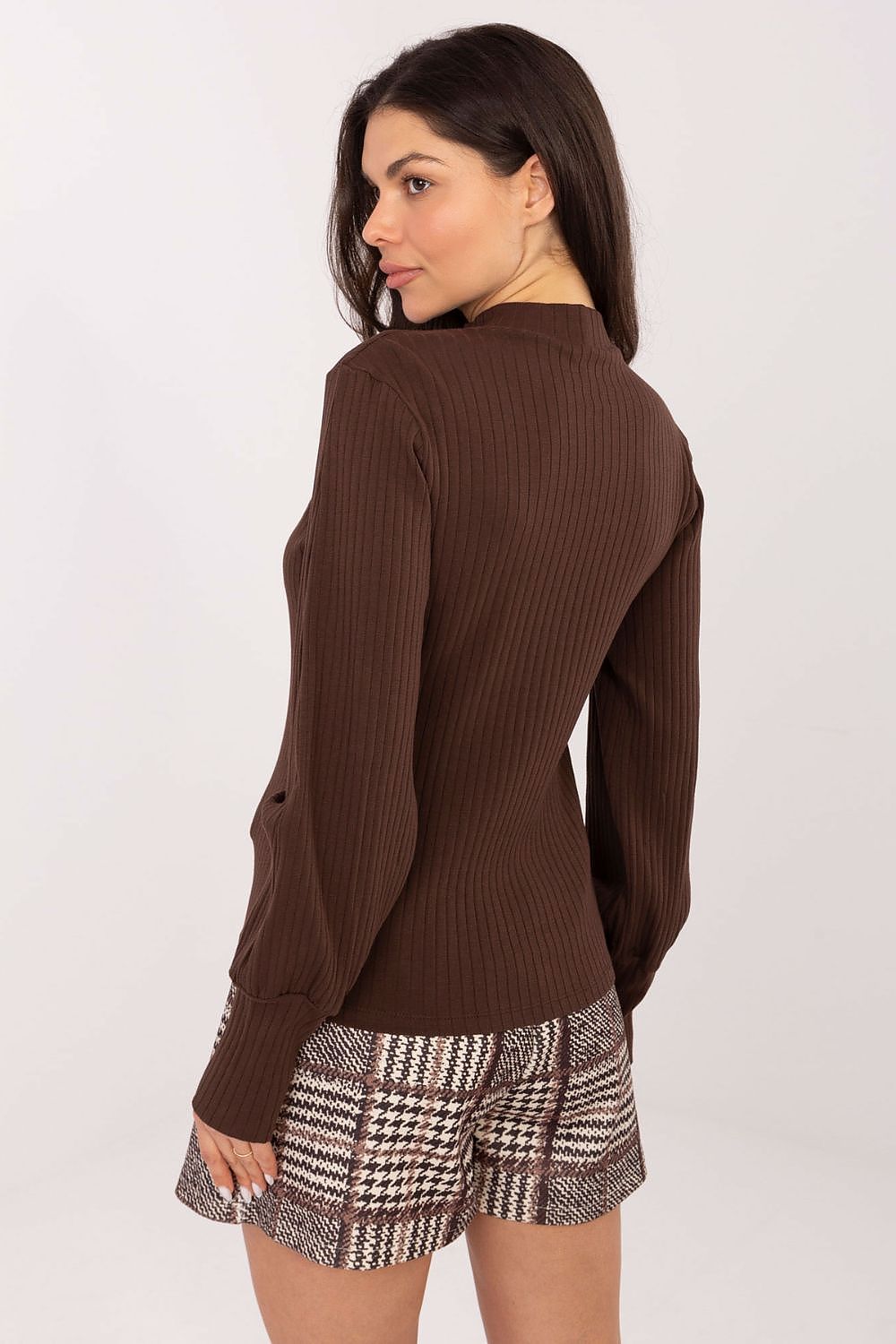   Bluzka Model RV-BZ-A1053.50 Dark Brown - Rue Paris 