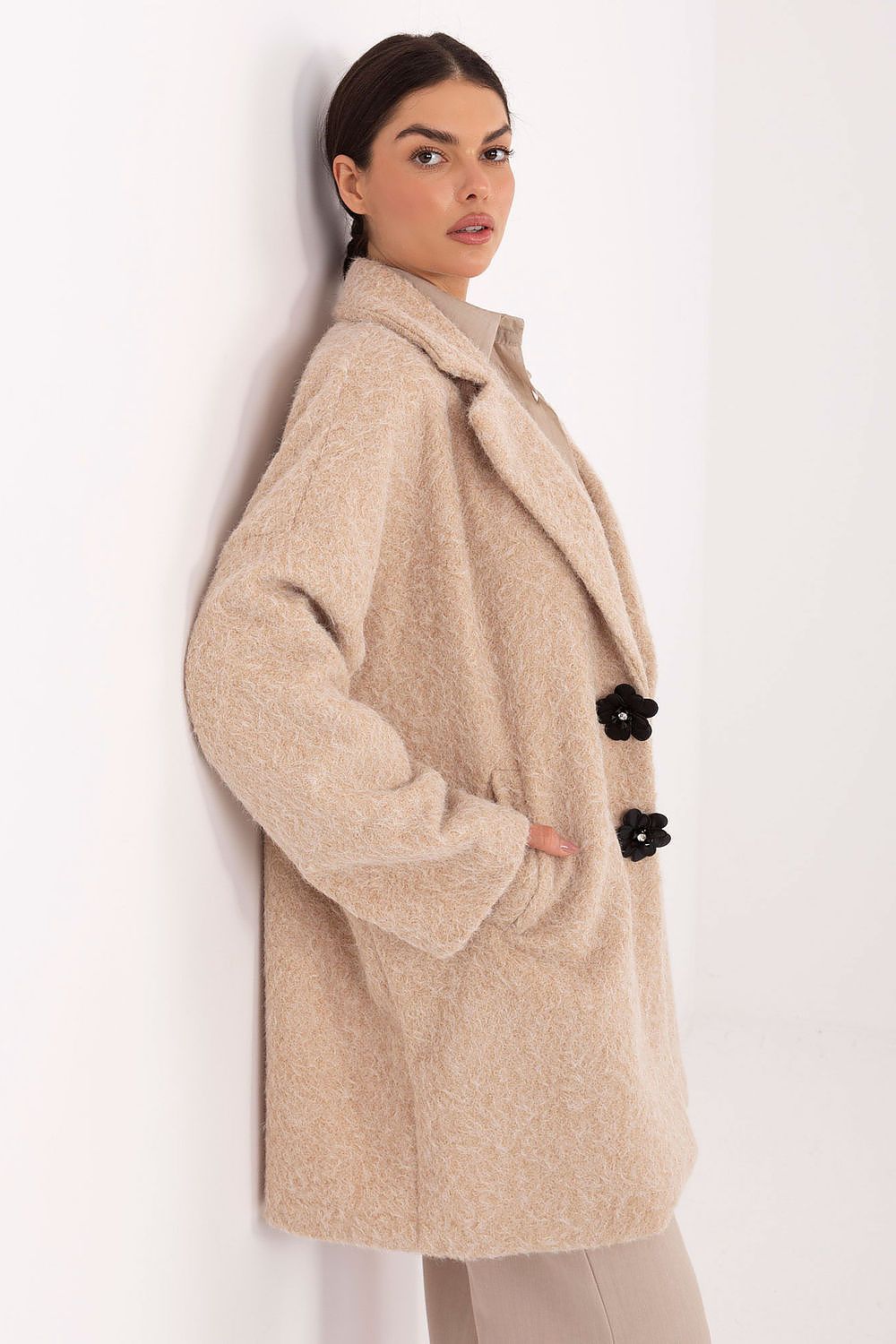   Płaszcz Damski Model IT-PL-96965.19 Beige - Factory Price 
