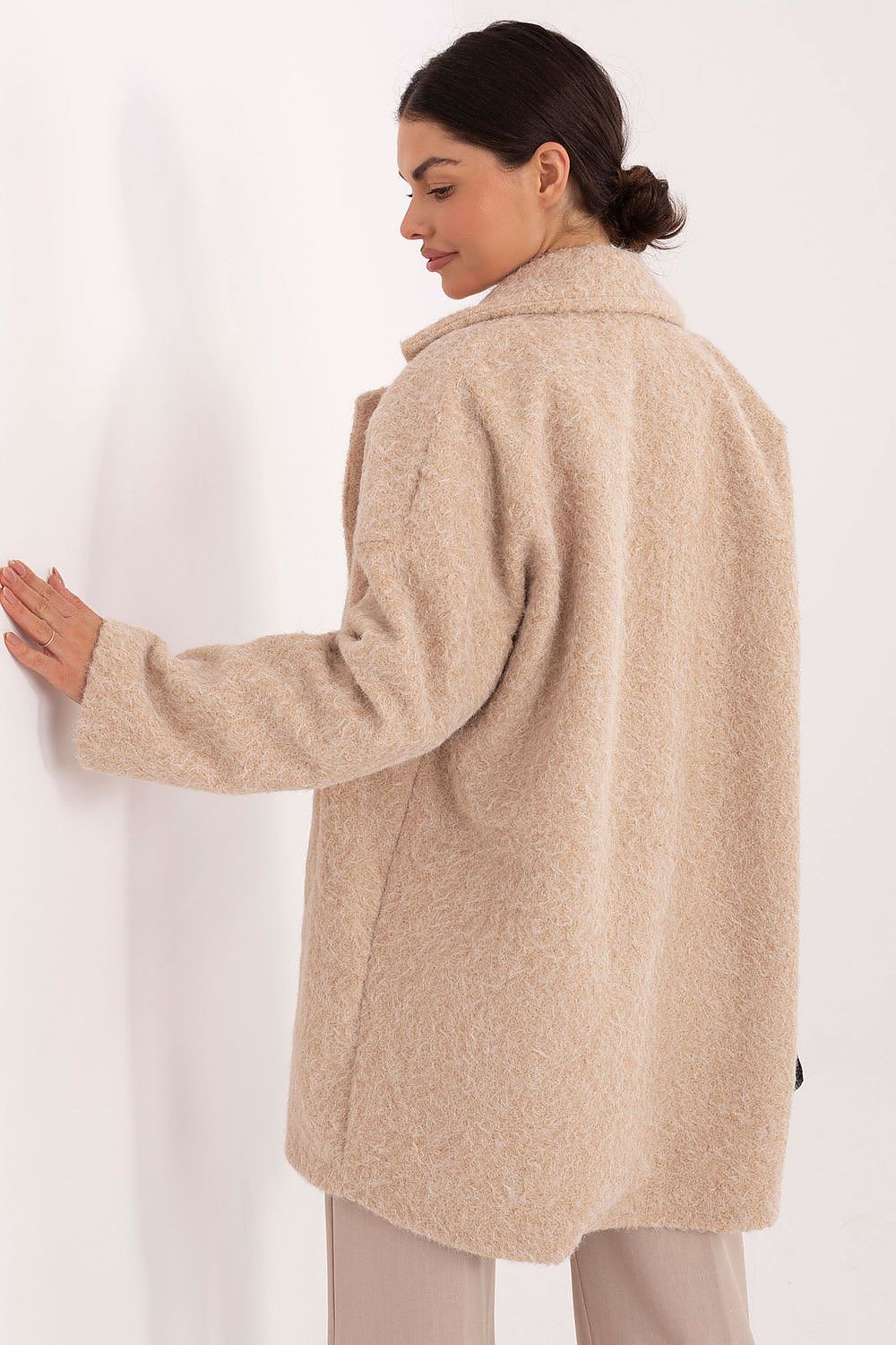   Płaszcz Damski Model IT-PL-96965.19 Beige - Factory Price 