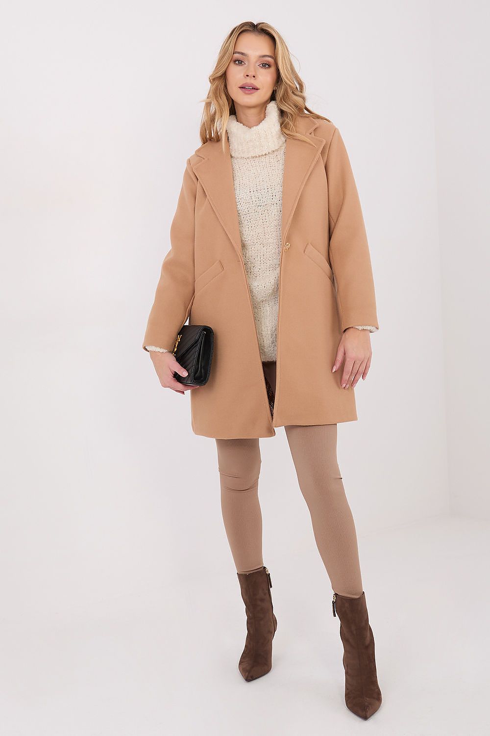   Płaszcz Damski Model IT-PL-20238.23 Camel - Italy Moda 
