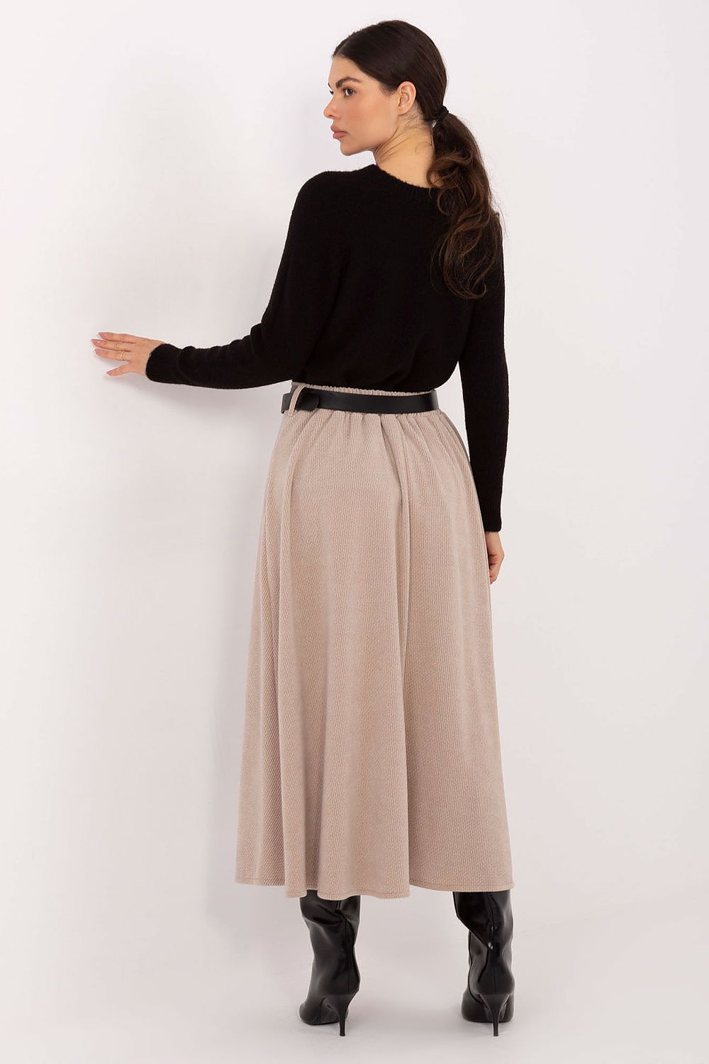  Spódnica Model IT-SD-FL9850.12 Beige - Rue Paris 