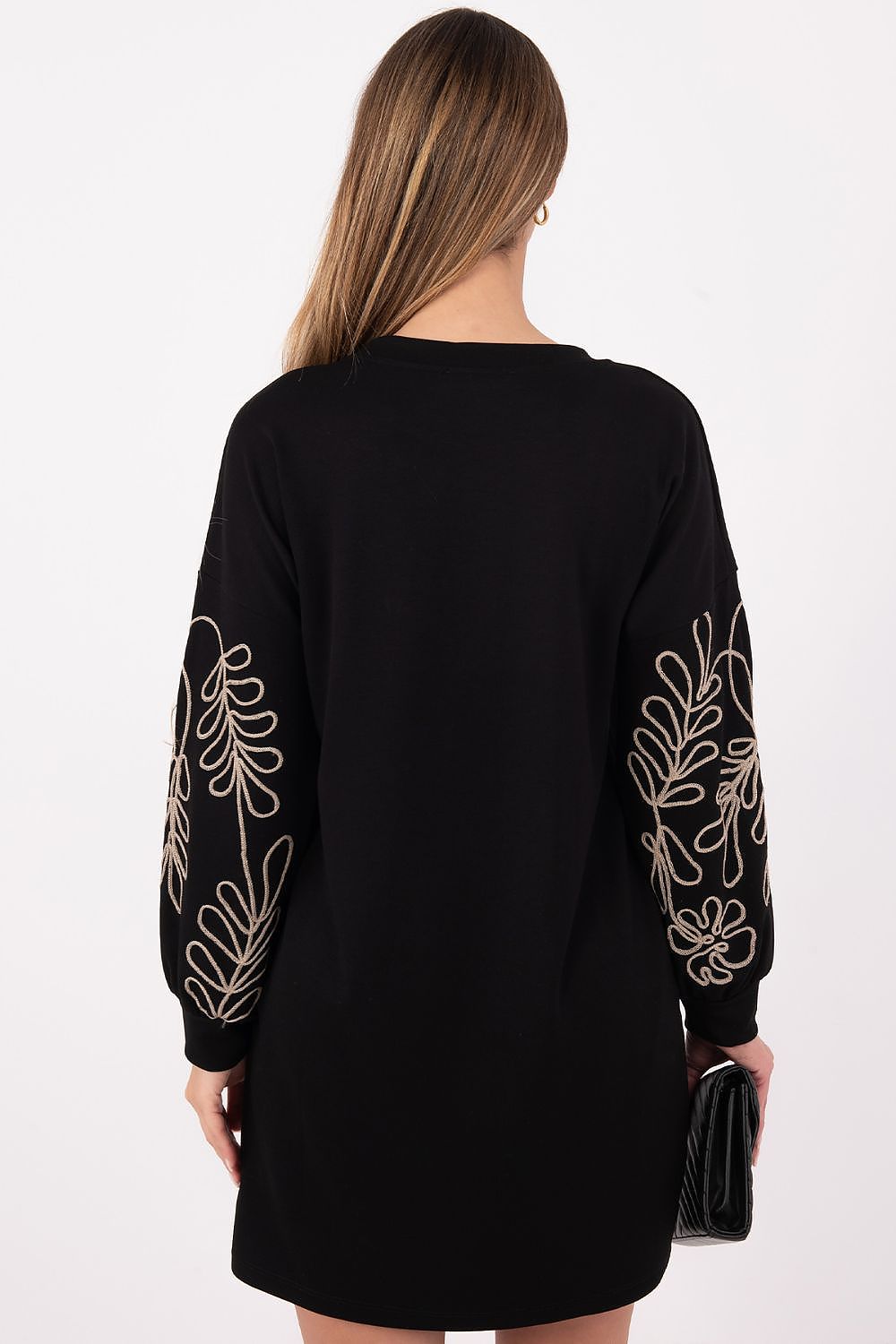  Sukienka Model RV-SK-A1064.95 Black - Rue Paris 
