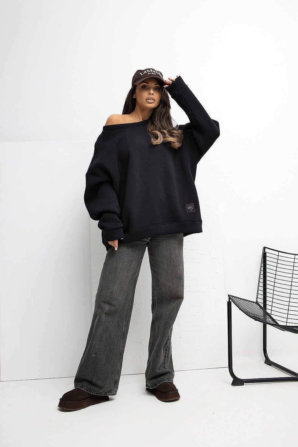   Bluza Damska Model RV-BL-A1038.01P Black - Rue Paris 