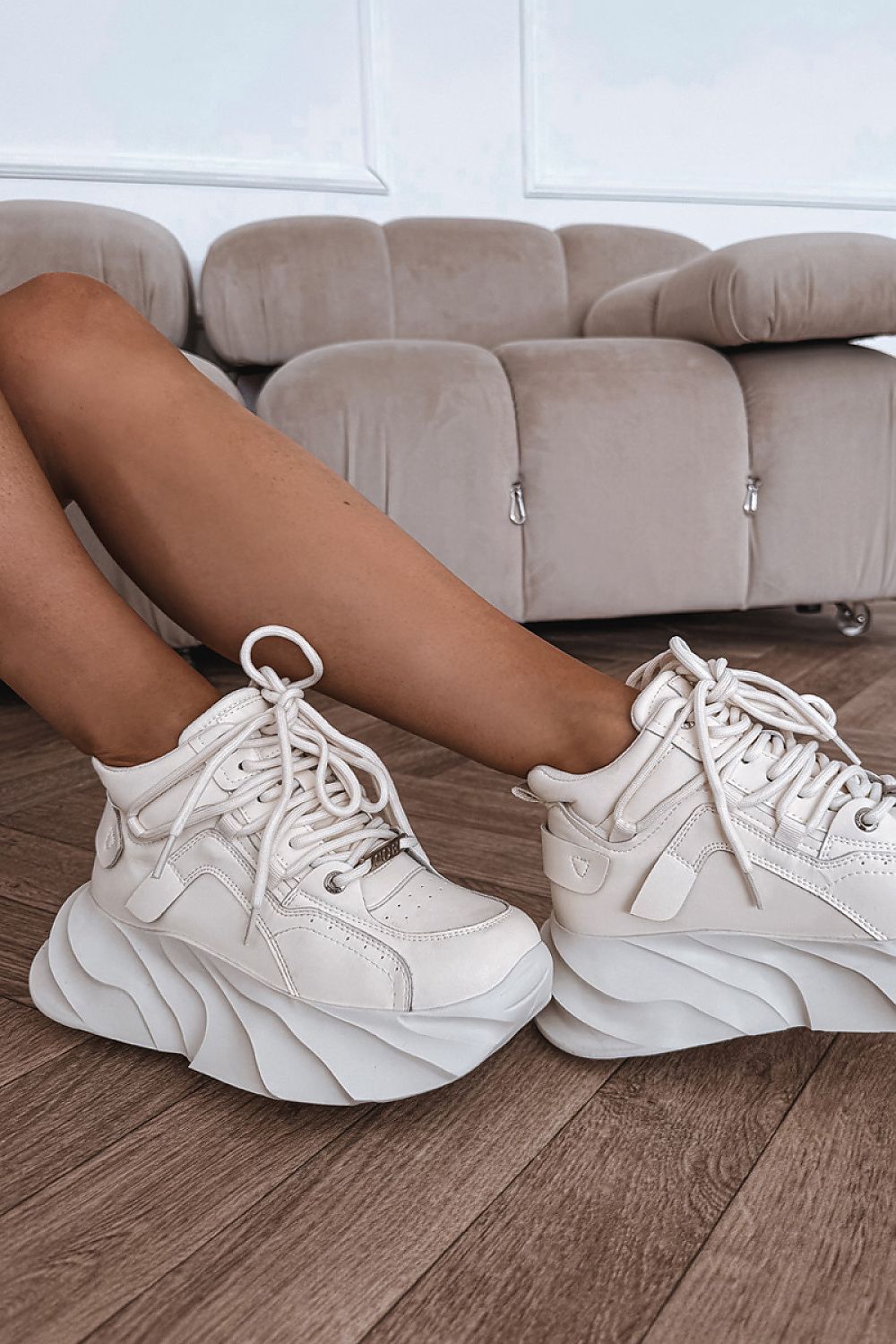   Buty Sportowe Model Goe SS2N4037 White - Step in style 