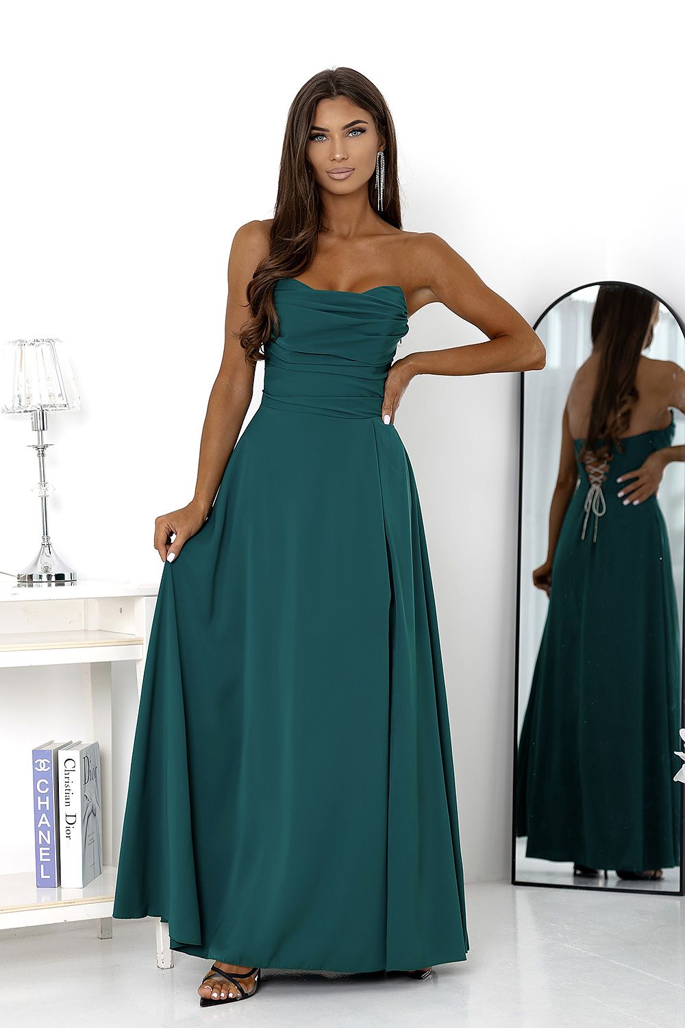  Sukienka Model Wenus 001610. Bottle Green - With You 