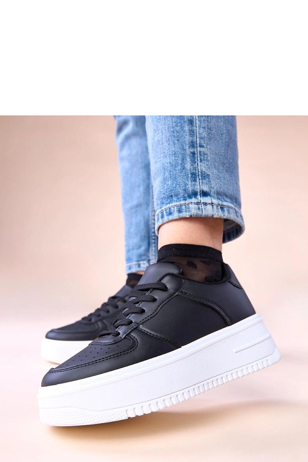   Buty Sportowe Model Avita C2036-2 Black - Solea 