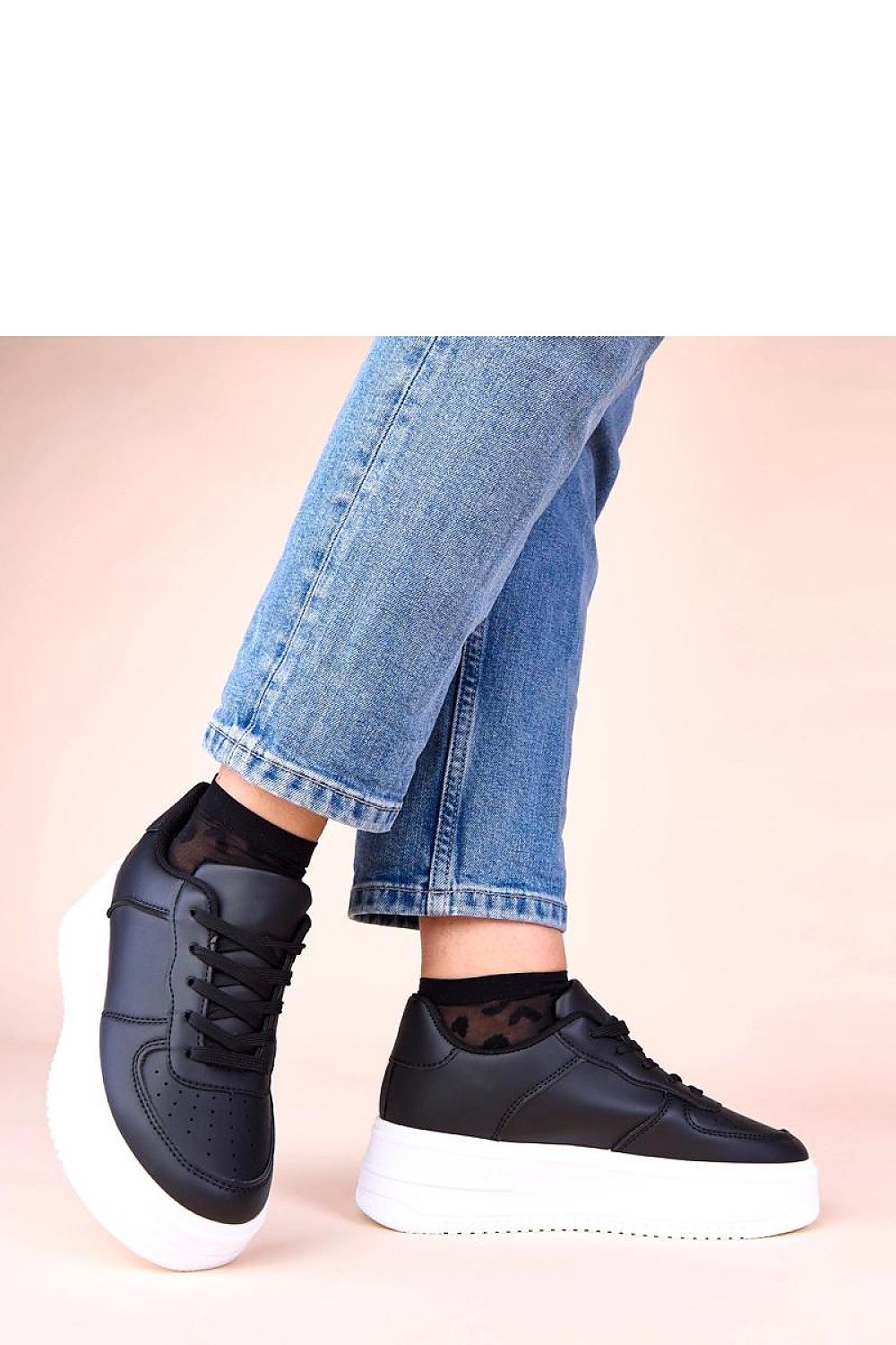   Buty Sportowe Model Avita C2036-2 Black - Solea 