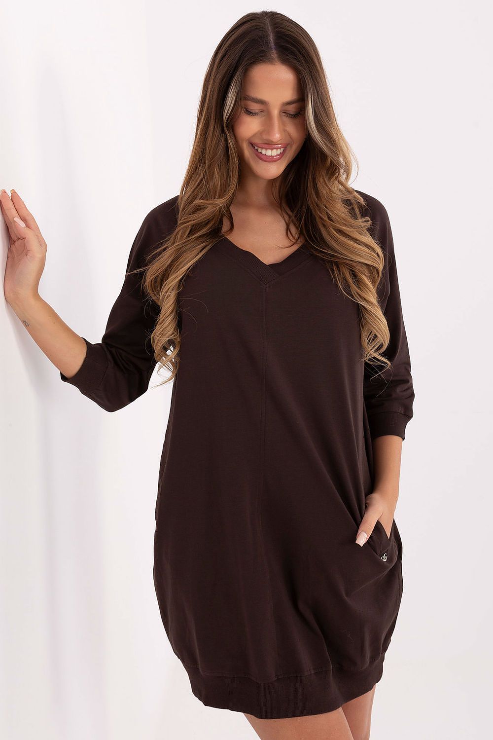  Sukienka Model RV-SK-7203.35P Dark Brown - BFG 